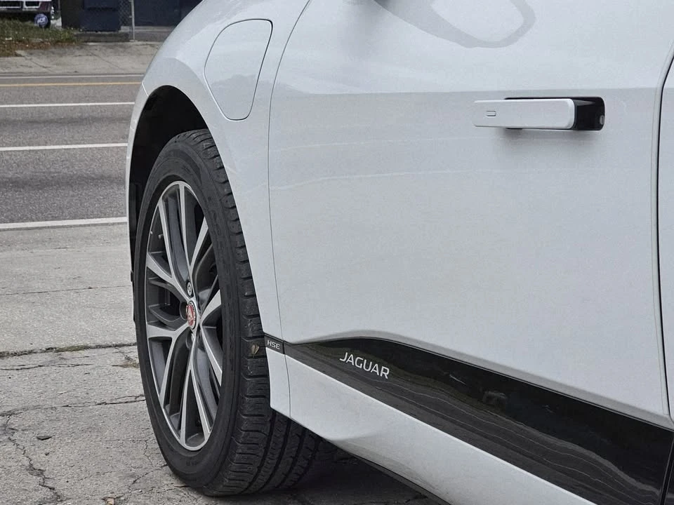 2020 Jaguar I-Pace - Image 6 of 13