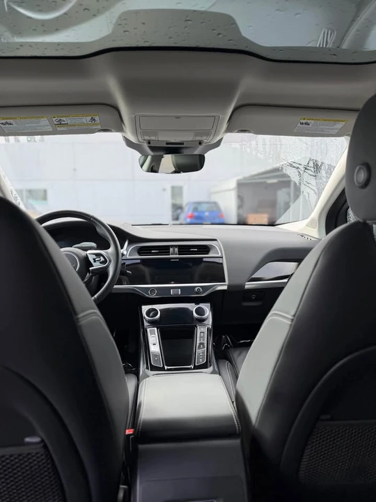 2020 Jaguar I-Pace - Image 9 of 14