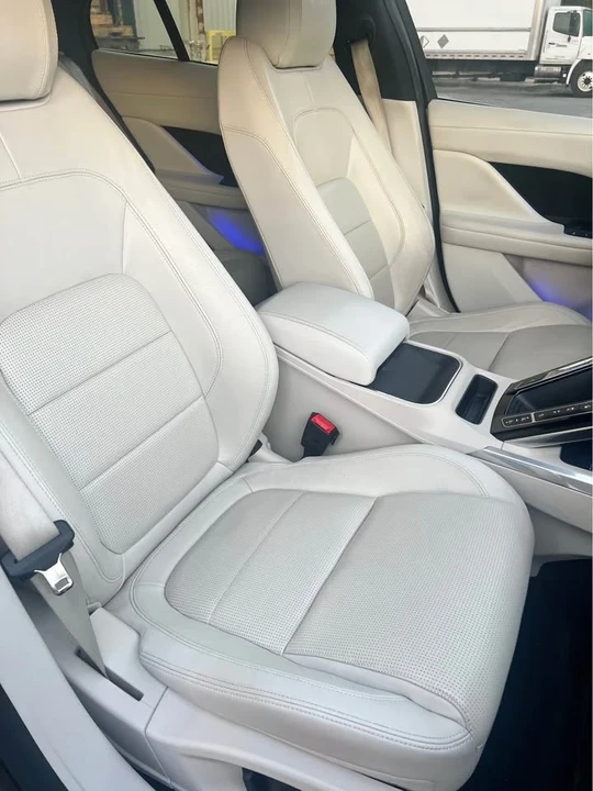 2020 Jaguar I-Pace - Image 8 of 12