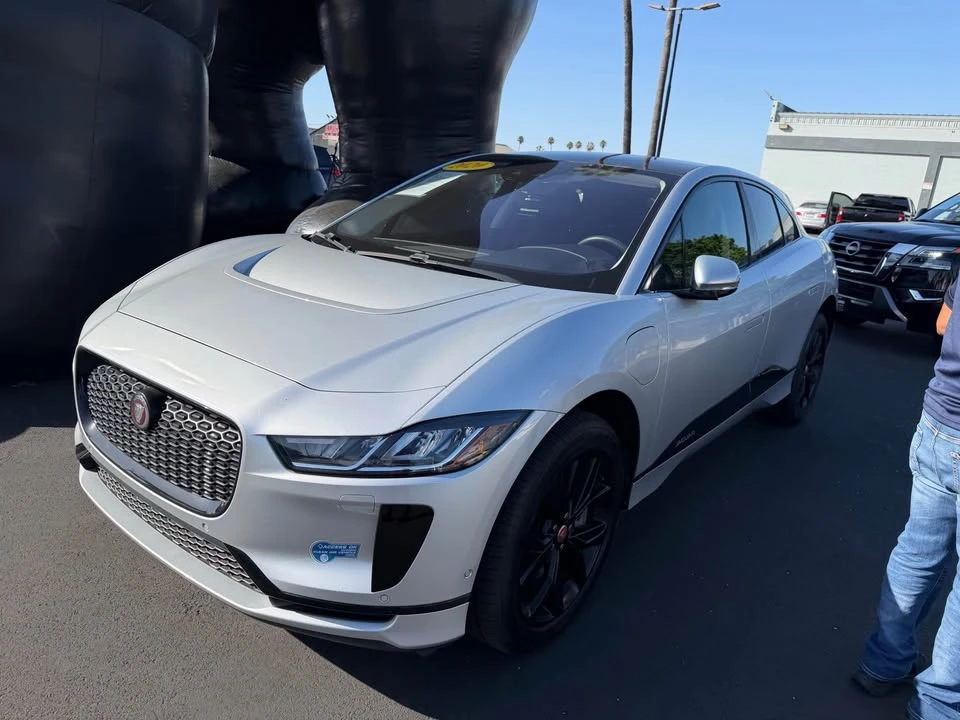 2020 Jaguar I-Pace - Image 2 of 6