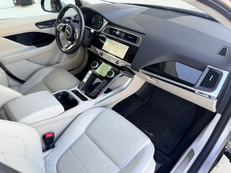 2020 Jaguar I-Pace - Image 17 of 20