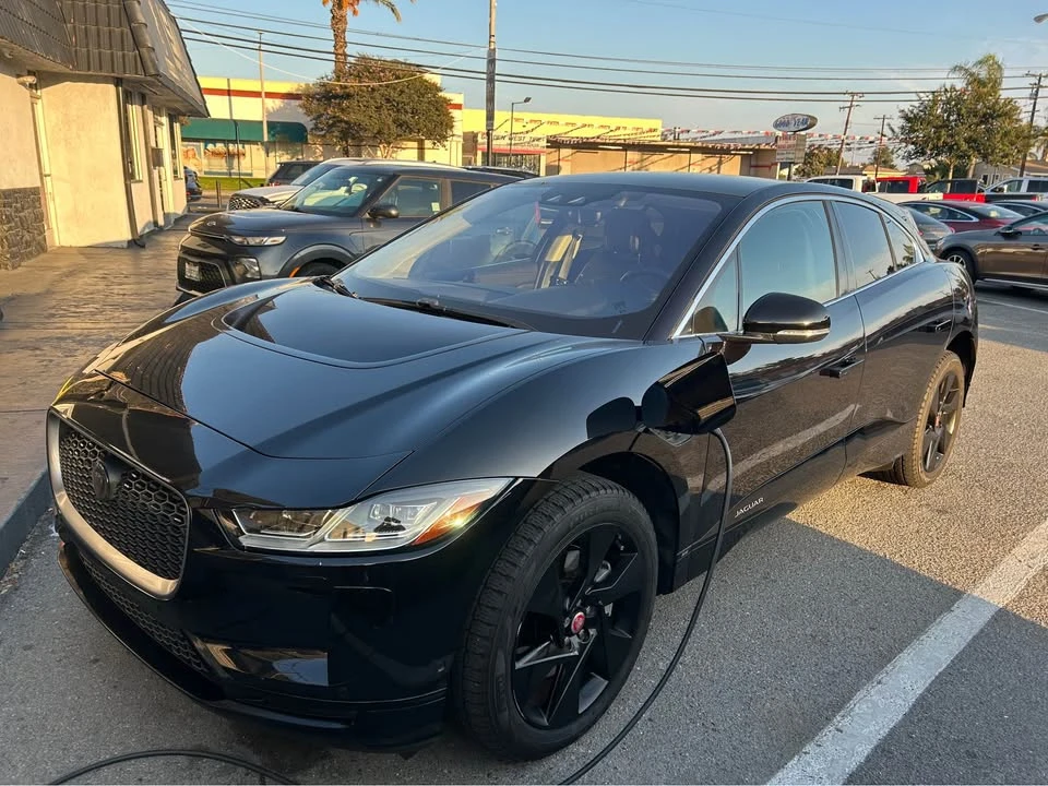 2020 Jaguar I-Pace - Image 3 of 13