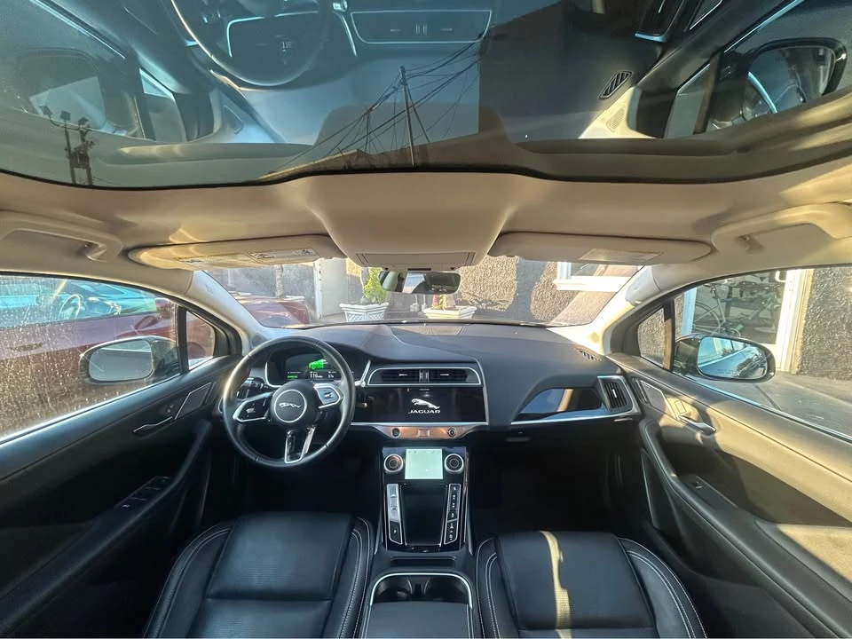2020 Jaguar I-Pace - Image 8 of 13