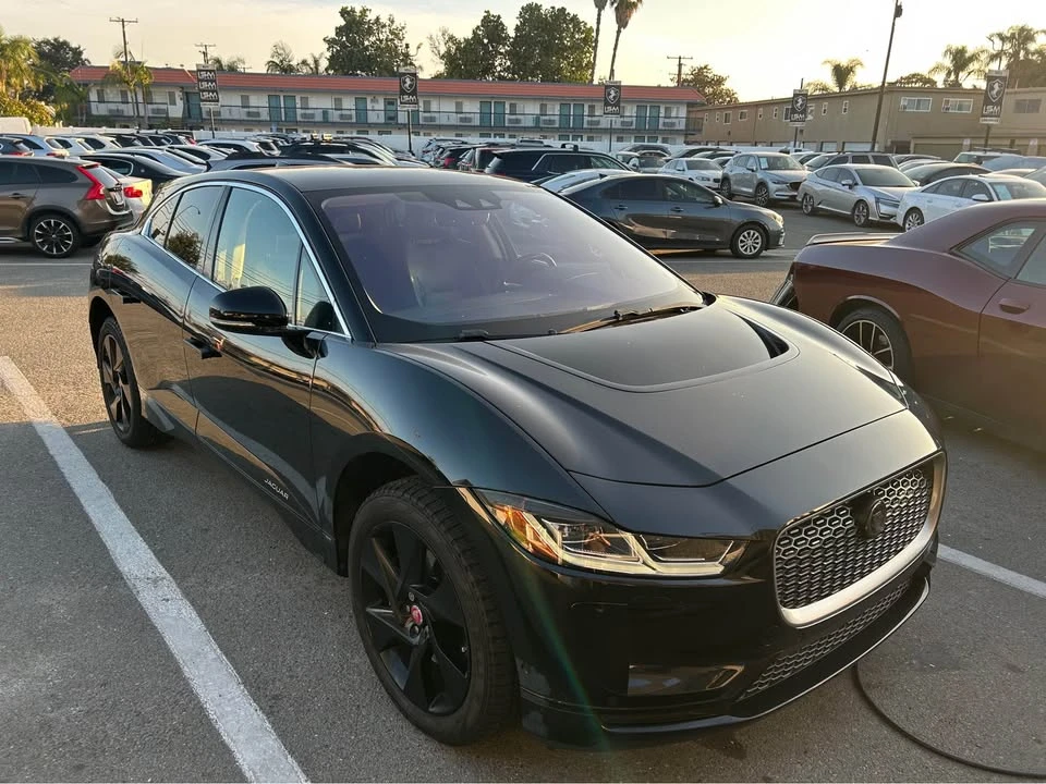2020 Jaguar I-Pace - Image 2 of 13