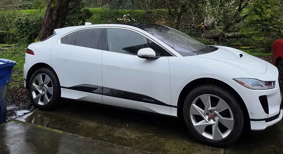 2020 Jaguar I-Pace - Image 2 of 9