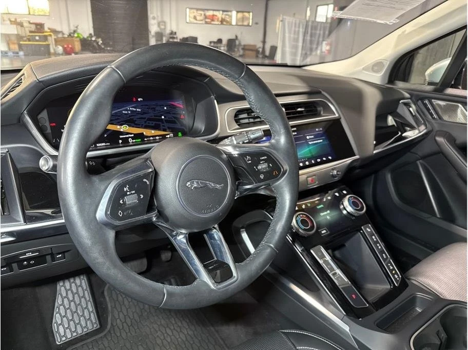 2020 Jaguar I-Pace - Image 4 of 6