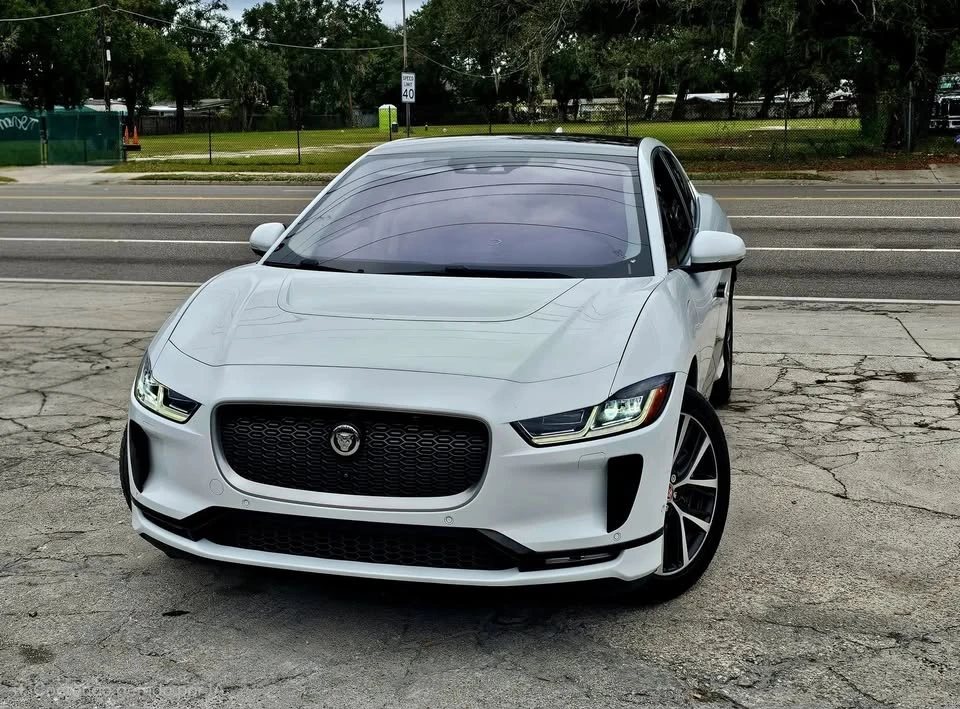 2020 Jaguar I-Pace - Image 2 of 11