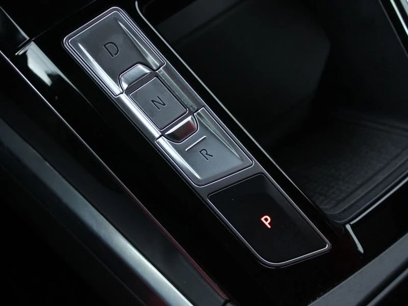 2020 Jaguar I-Pace - Image 13 of 14