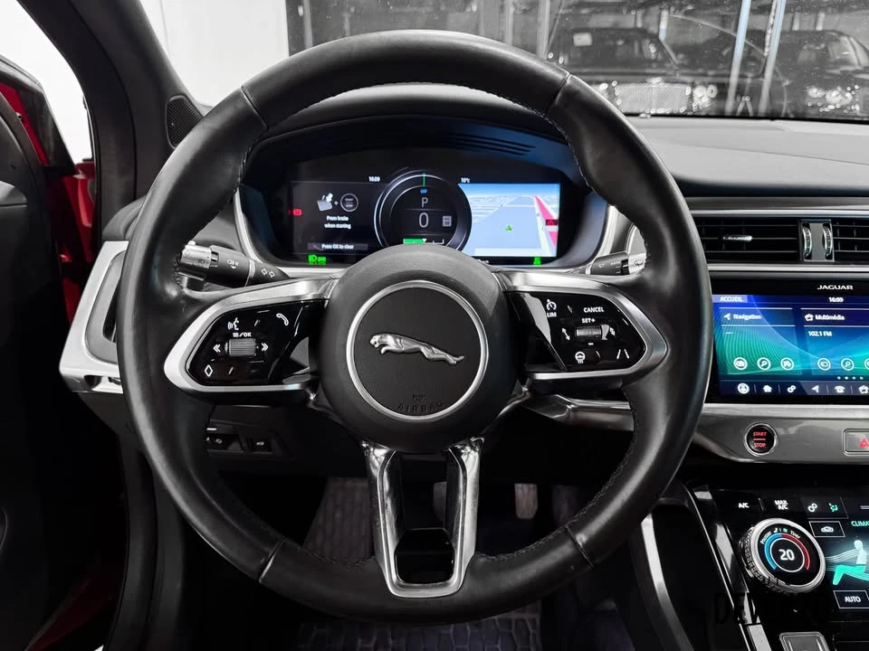 2020 Jaguar I-Pace - Image 15 of 20