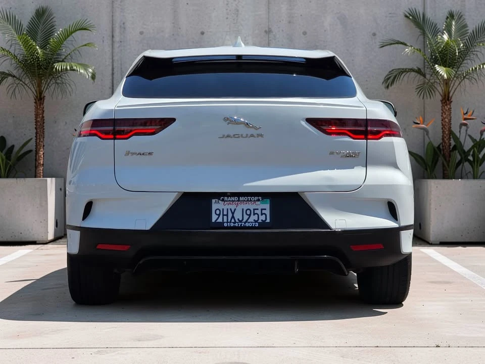 2020 Jaguar I-Pace - Image 7 of 20