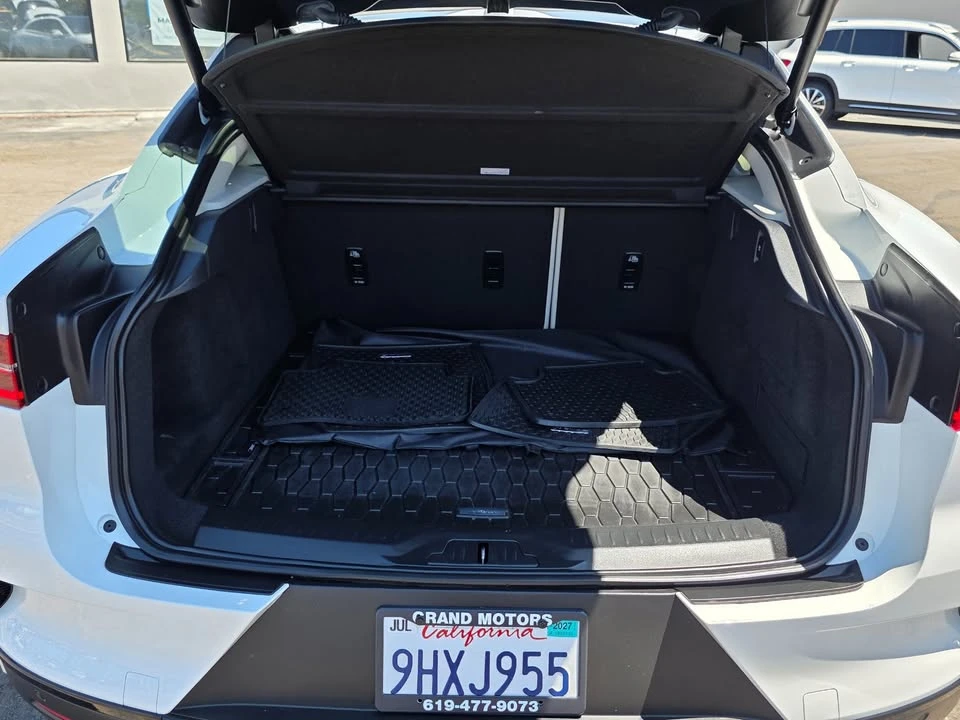 2020 Jaguar I-Pace - Image 16 of 20
