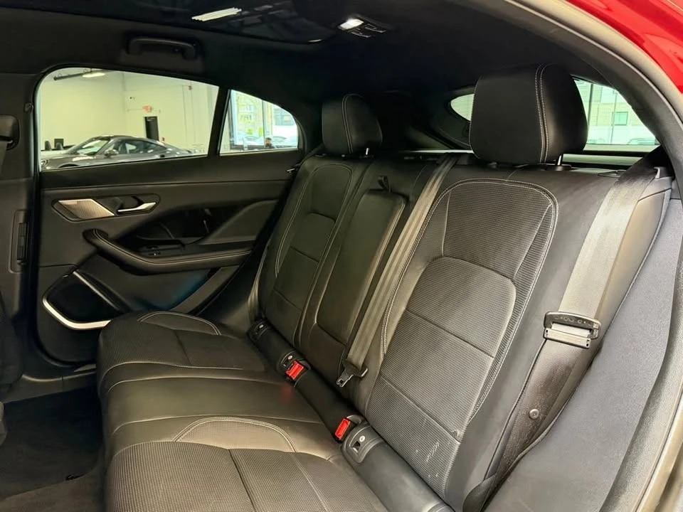 2020 Jaguar I-Pace - Image 15 of 20