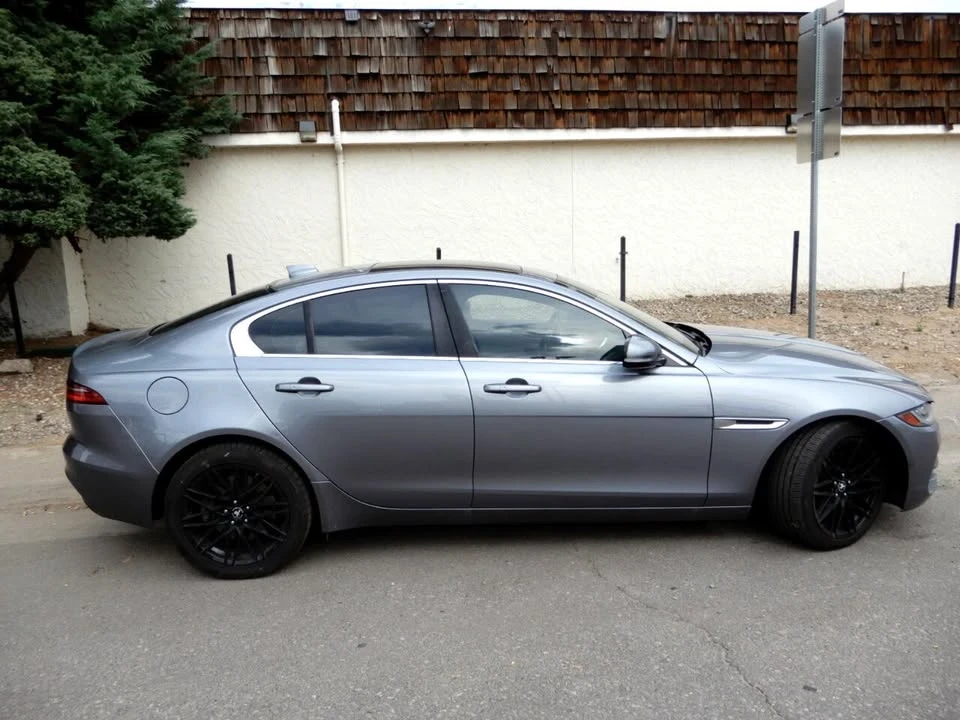 2020 Jaguar XE - Image 4 of 20