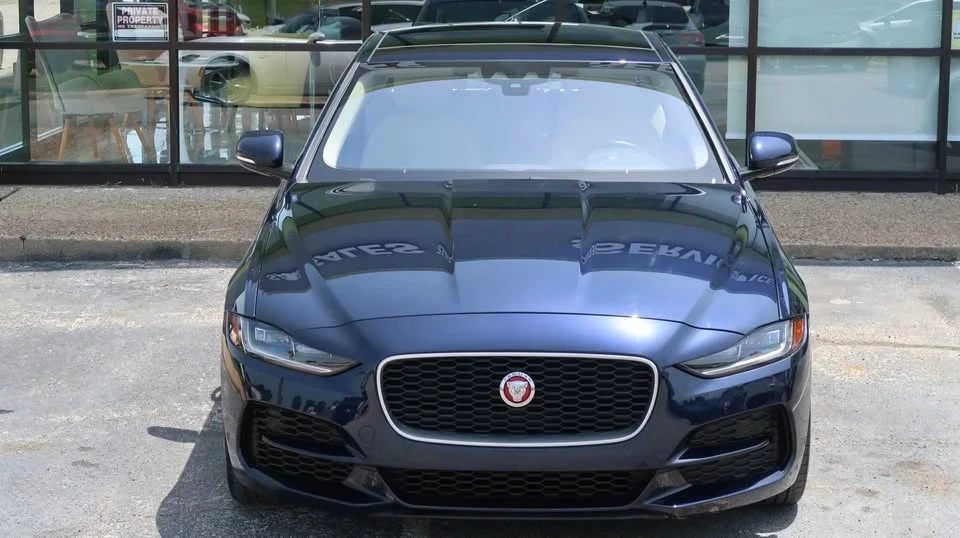2020 Jaguar XE - Image 3 of 7