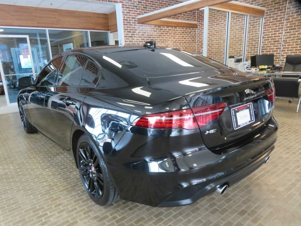 2020 Jaguar XE - Image 6 of 20