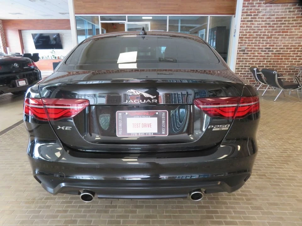 2020 Jaguar XE - Image 5 of 20