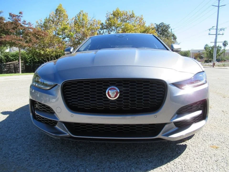 2020 Jaguar XE - Image 3 of 20