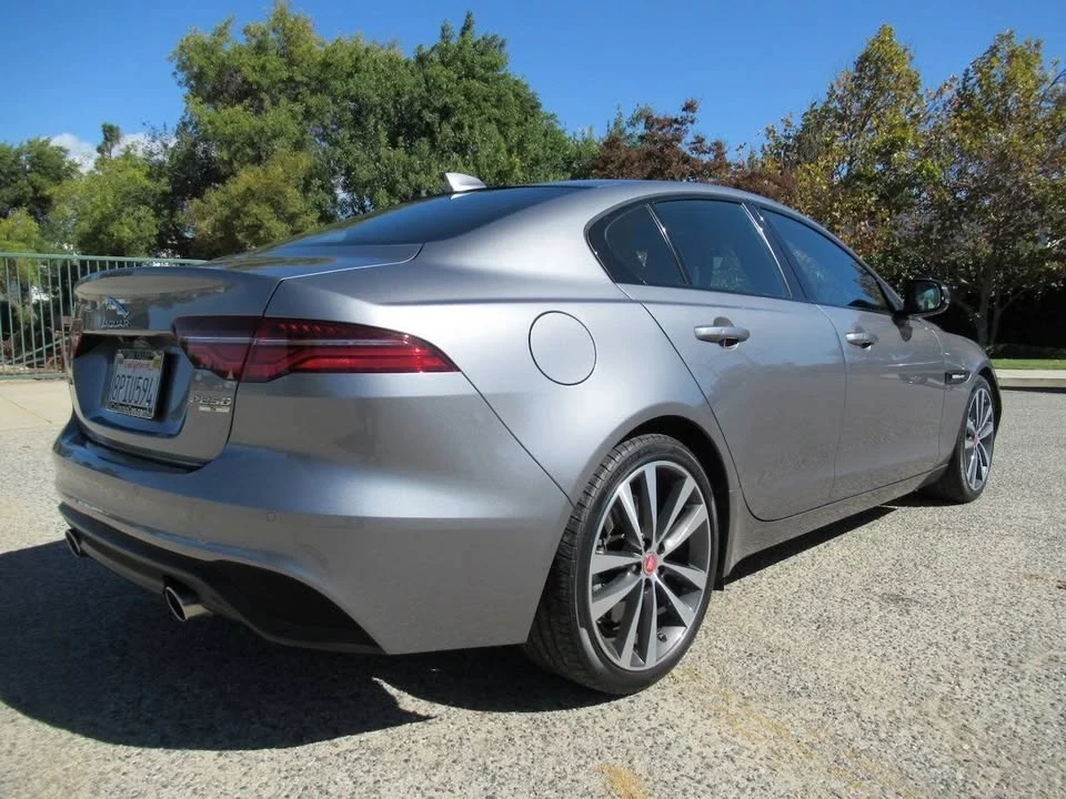 2020 Jaguar XE - Image 4 of 20