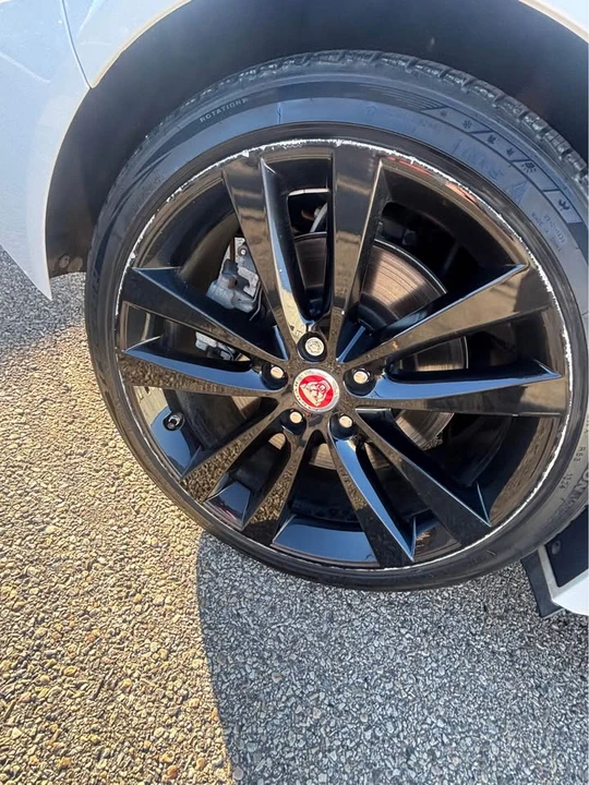 2020 Jaguar XE - Image 16 of 16
