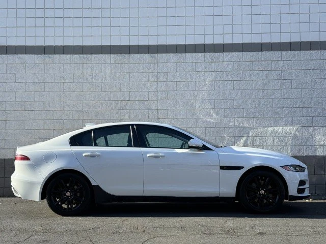 2020 Jaguar XE - Image 17 of 17