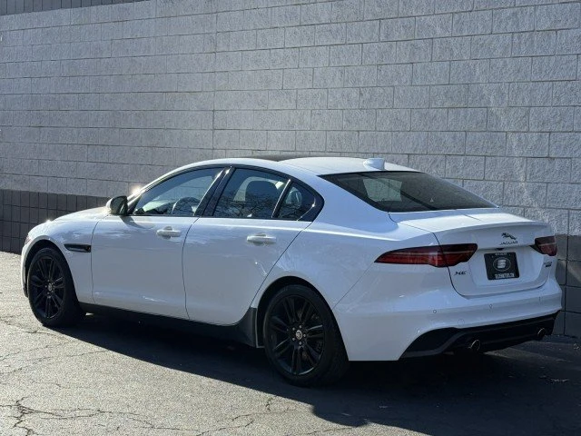 2020 Jaguar XE - Image 12 of 17
