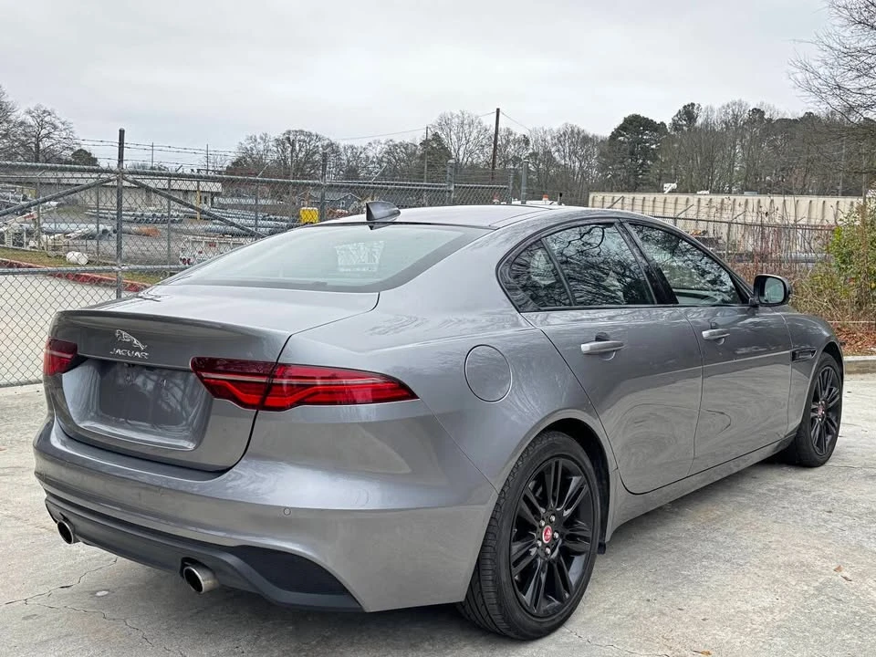 2020 Jaguar XE - Image 7 of 19