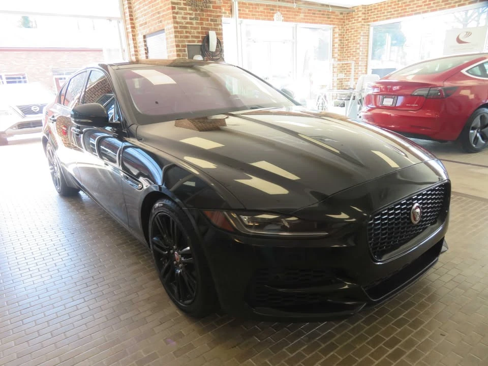 2020 Jaguar XE - Image 3 of 20
