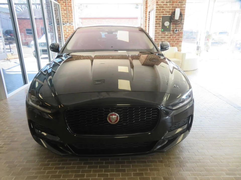 2020 Jaguar XE - Image 2 of 20