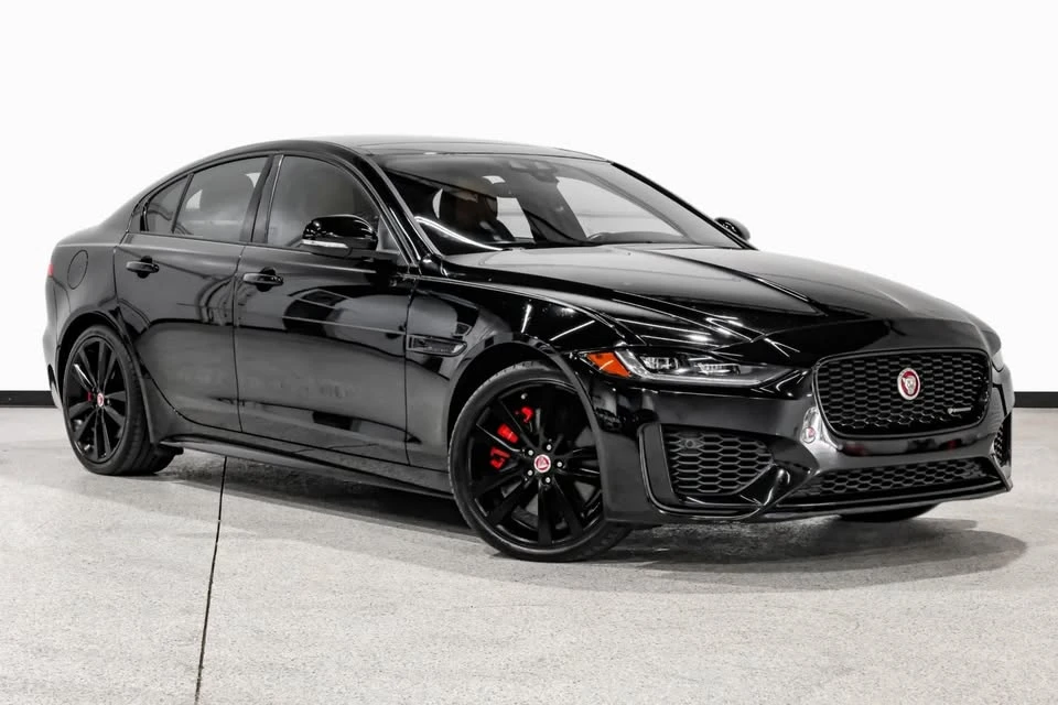 2020 Jaguar XE - Image 4 of 20