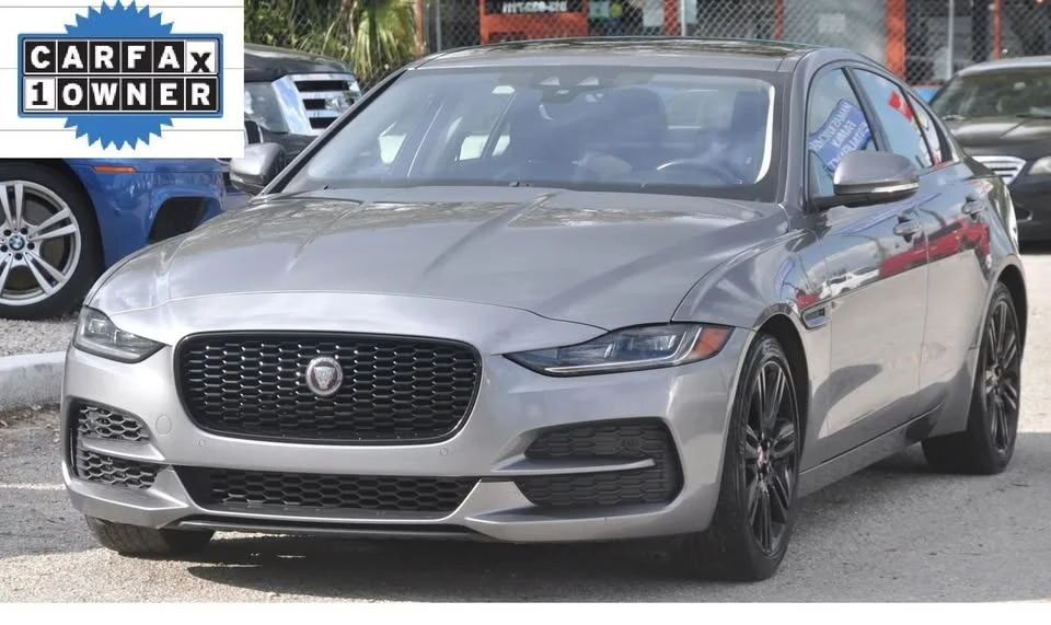 2020 Jaguar XE - Image 2 of 20