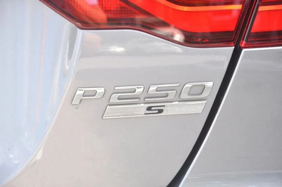2020 Jaguar XE - Image 20 of 20