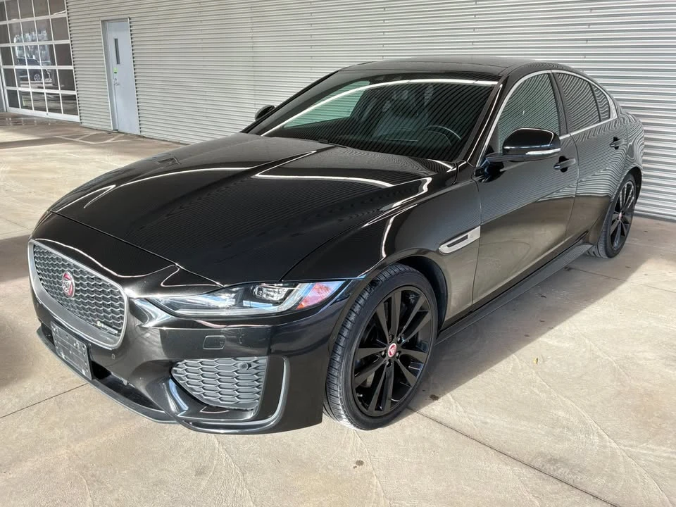 2020 Jaguar XE - Image 3 of 18