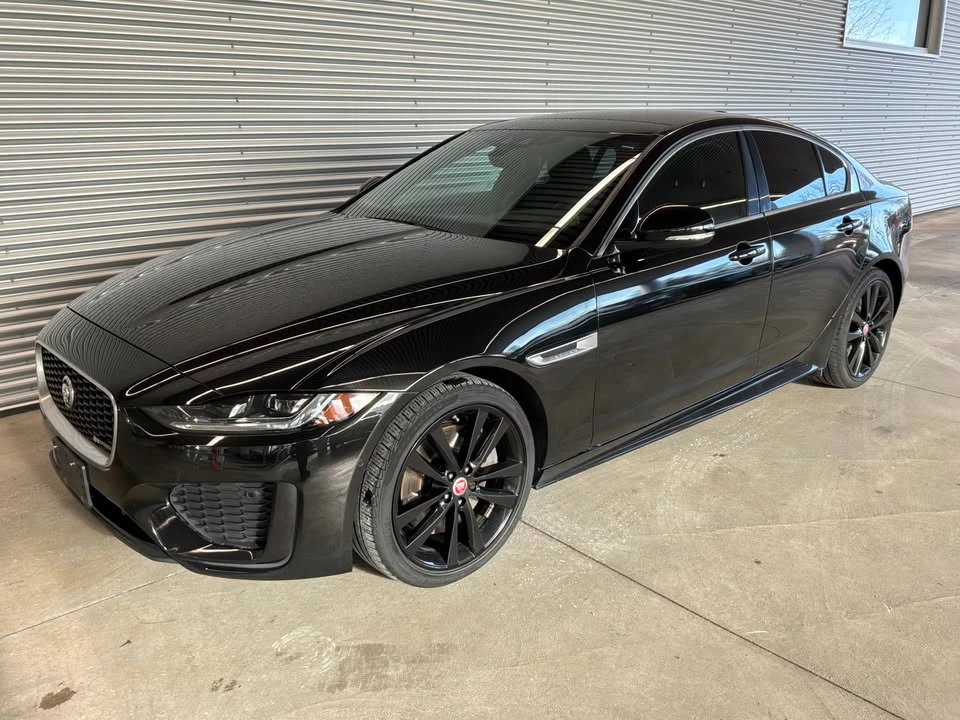 2020 Jaguar XE - Image 6 of 18