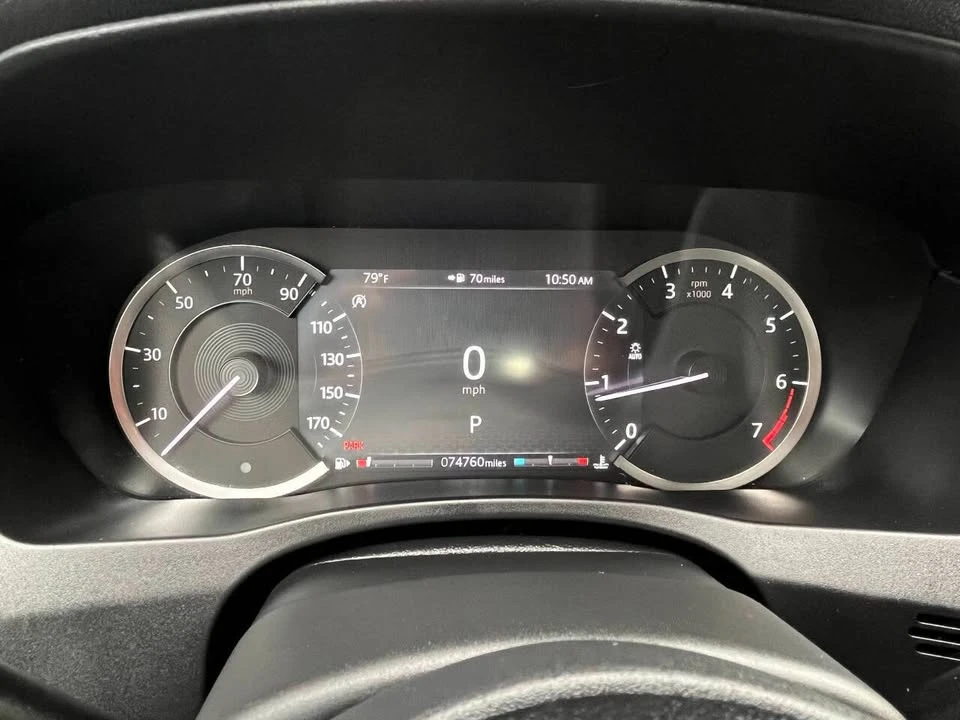 2020 Jaguar XE - Image 18 of 19