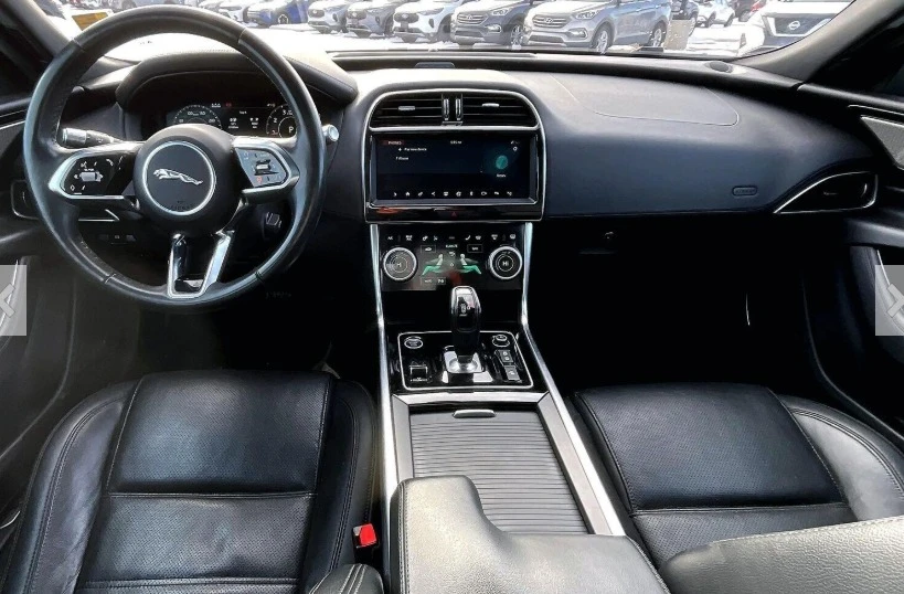 2020 Jaguar XE - Image 3 of 6