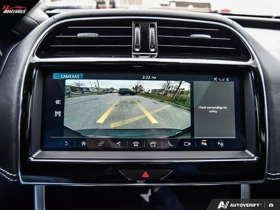 2020 Jaguar XE - Image 12 of 20