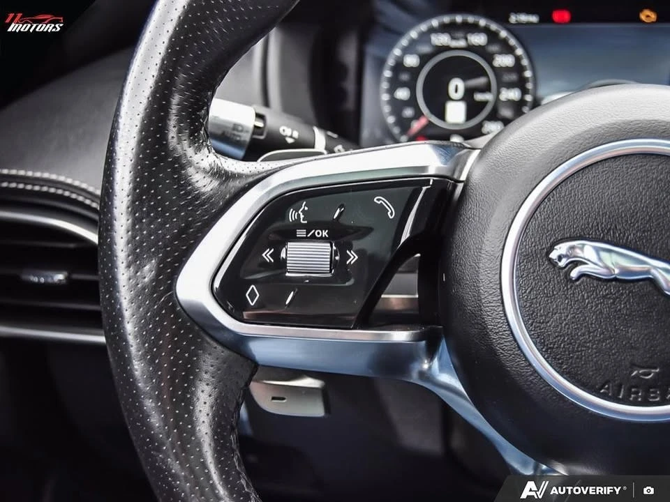 2020 Jaguar XE - Image 10 of 20