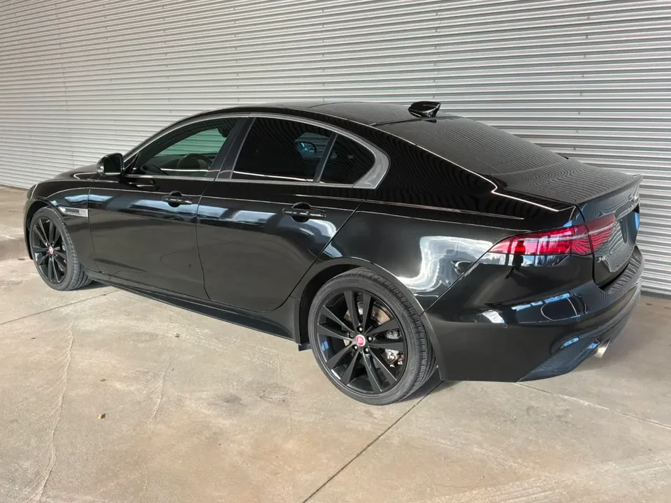 2020 Jaguar XE - Image 2 of 7