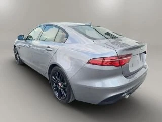 2020 Jaguar XE - Image 14 of 19