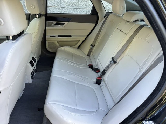2020 Jaguar X260 XF - Image 8 of 21