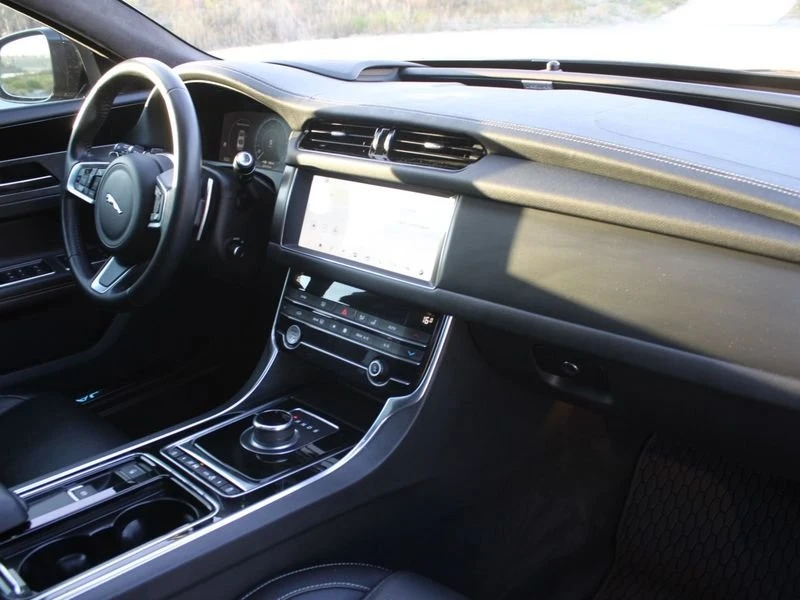 2020 Jaguar X260 XF - Image 8 of 18
