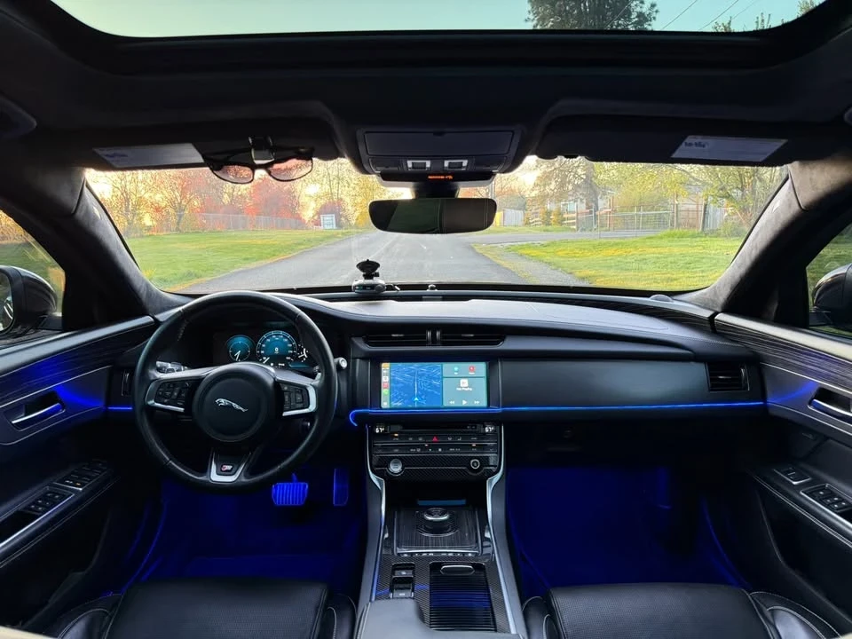 2020 Jaguar X260 XF - Image 9 of 17
