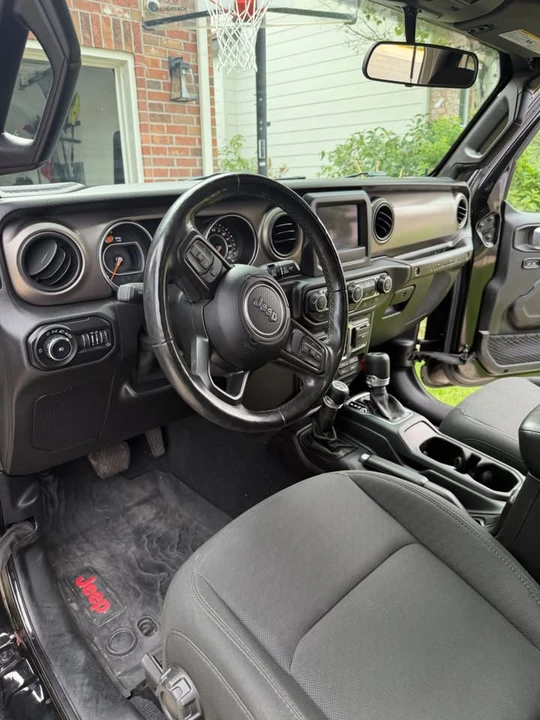 2020 Jeep JL Wrangler - Image 7 of 13