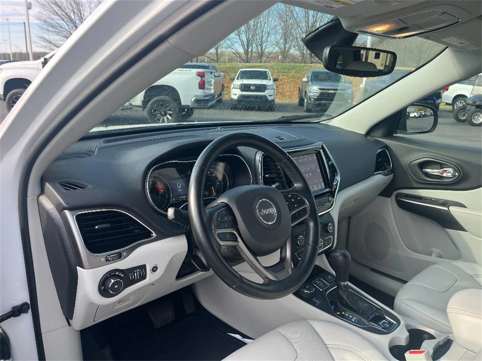 2020 Jeep KL Cherokee - Image 29 of 31