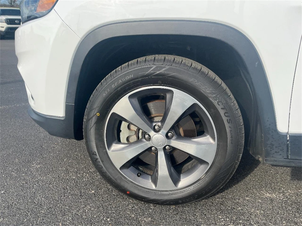 2020 Jeep KL Cherokee - Image 9 of 31