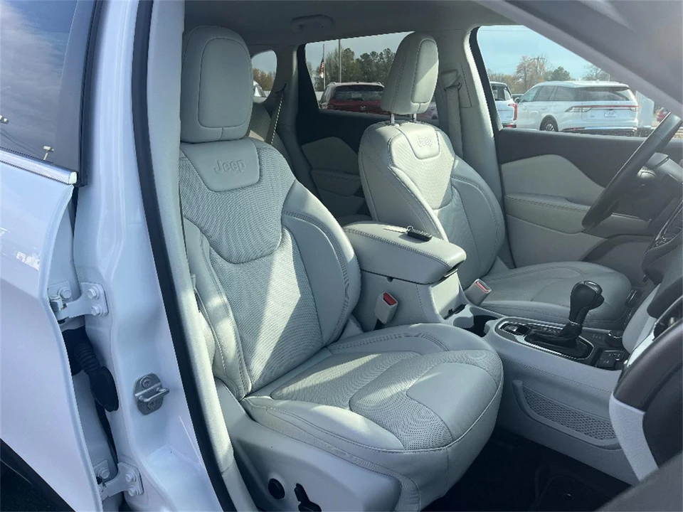 2020 Jeep KL Cherokee - Image 17 of 31