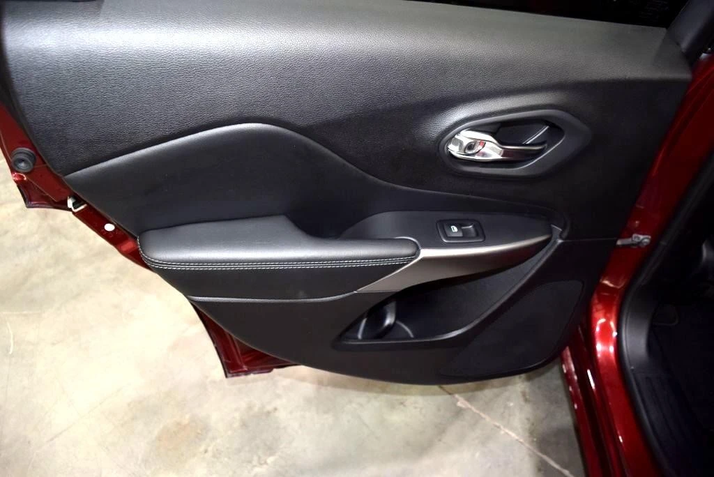 2020 Jeep KL Cherokee - Image 18 of 21
