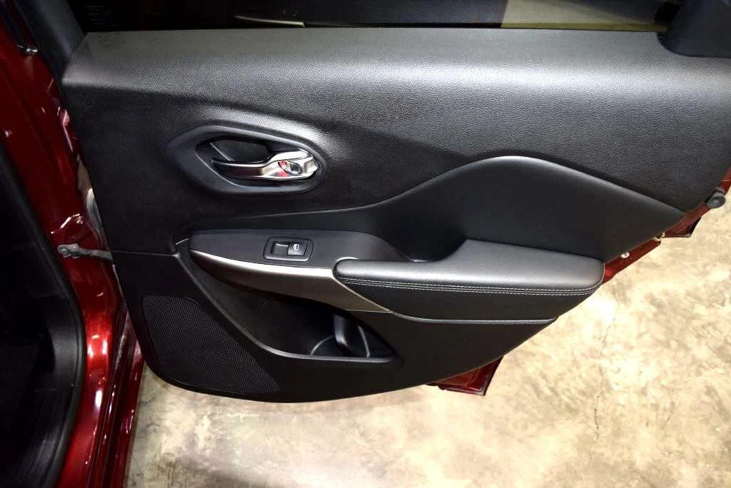 2020 Jeep KL Cherokee - Image 20 of 21