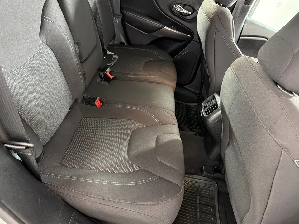 2020 Jeep KL Cherokee - Image 22 of 27