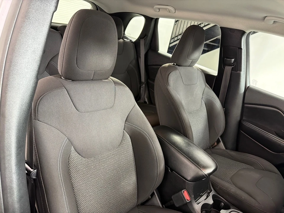 2020 Jeep KL Cherokee - Image 25 of 27